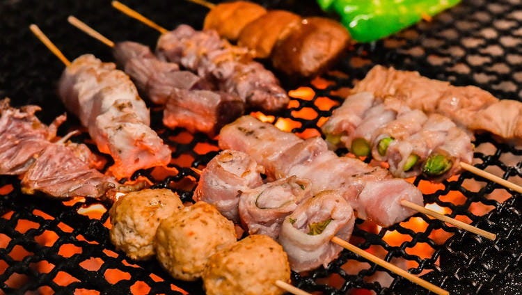 朝引き地鶏 炭火焼き・水炊き 鶏屋39（久留米/焼き鳥） - 楽天