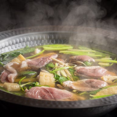 鴨料理 鴨ぱと 京都駅_【要予約】人気!自慢の鴨しゃぶと鴨の炙り肉寿司.旨い厳選部位の鴨肉鍋を二度愉しめる“特選鴨コース”