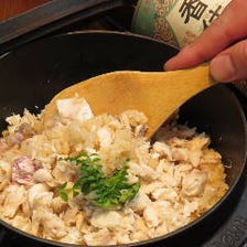 南部鉄器で旨みを閉じ込め炊き上げる