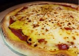 【多彩なメニュー】
沖縄料理からピザやパスタまで幅広く揃う