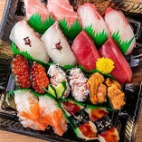 【本格寿司】
旨い魚を知り尽くした魚屋直営の寿司直売店