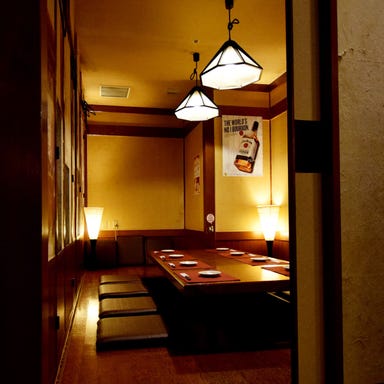 【個室完備】肉 × チーズ Dining いちご ‐ICHIGO‐ 新越谷店 店内の画像