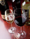 【ワイン】
20種類以上常時ご用意。グラスワインあり