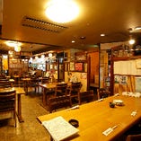 昭和のような雰囲気の大衆居酒屋です
