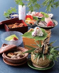 特別懐石【税・サービス料込み】