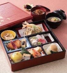 昼限定・数量限定　京懐石弁当　4,180円（税サ込）