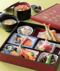昼限定・数量限定　懐石弁当【税・サービス料込み】