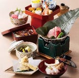 創業310周年記念 ―  美濃吉先祖の地 秋田の恵みと京懐石 
祝 美濃吉特別懐石