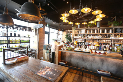 おしゃれな雰囲気 沖縄県の居酒屋でおすすめしたい人気のお店 ぐるなび