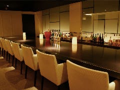 GRAND BAR 