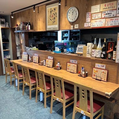 なんぱと(南鳩)呑み よっちゃん_カウンター席