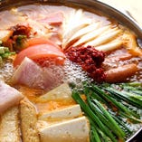 多数の韓国鍋をご案内。