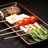 【野菜串】ヘルシーな野菜串、素材の旨味をお楽しみください！