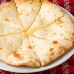 チーズナン