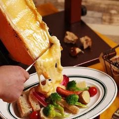 浅草 炭火焼&ワインバル イロリア