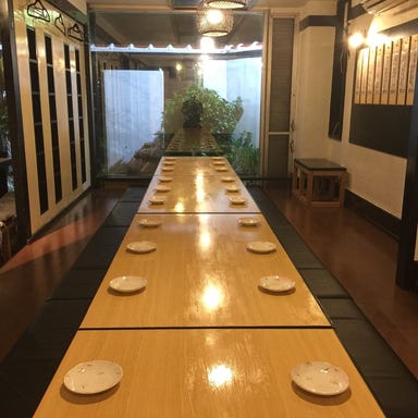 ダイニングキッチン 幸福_最大24名様まで対応可能な個室の掘りごたつ