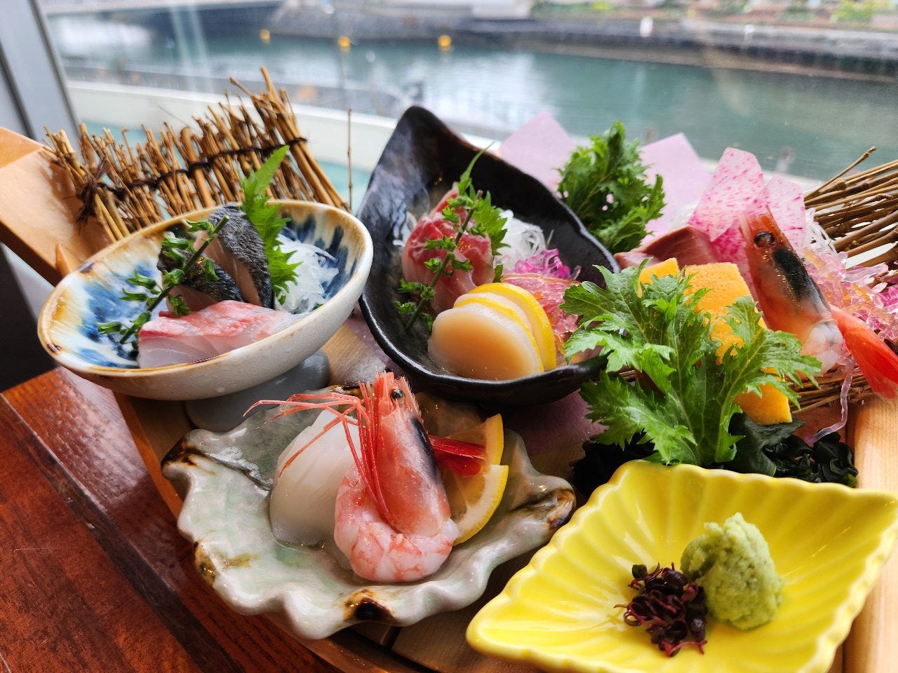 銀座方舟 桜木町クロスゲート店（みなとみらい/居酒屋） - 楽天ぐるなび