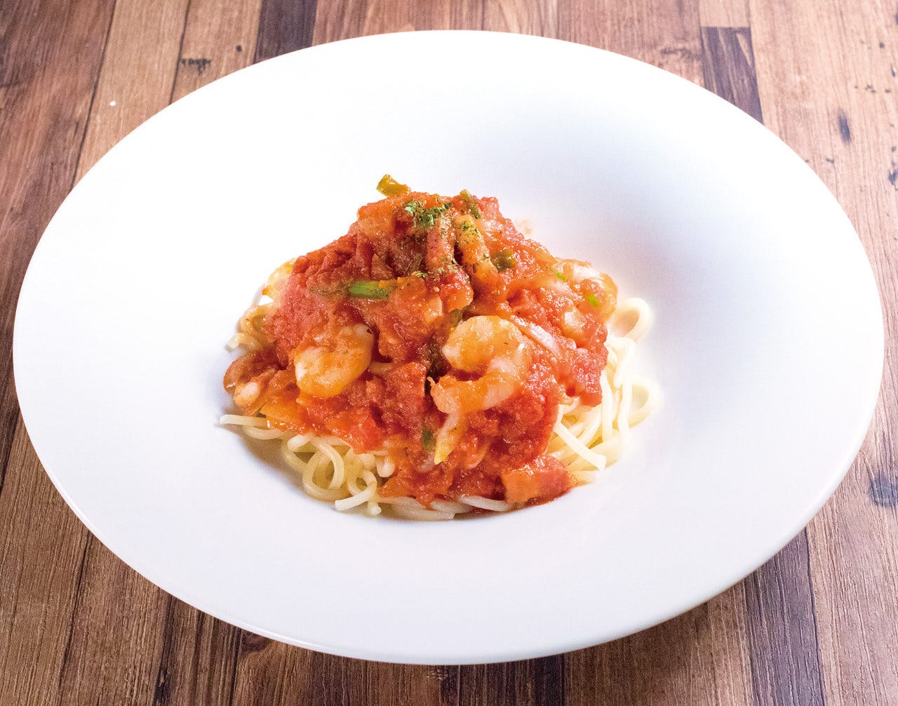 えびが入ったトマトソースのパスティノーバオリジナルパスタ