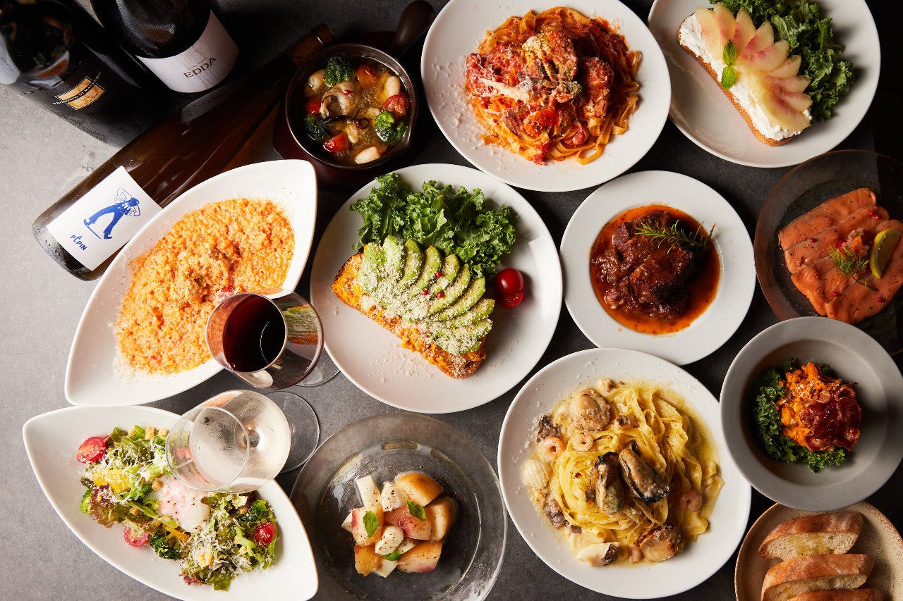 YOLO cafe＆bar 宮益坂