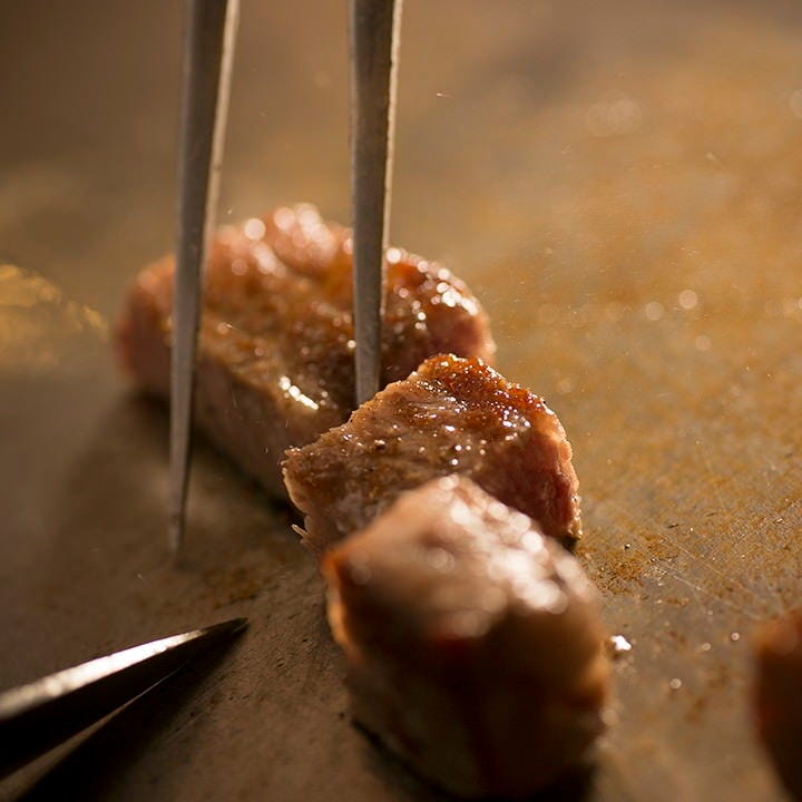 熊本産和王のおいしいステーキをカジュアルにお楽しみください！