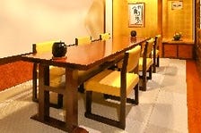 楽に座れるテーブル席の個室新設