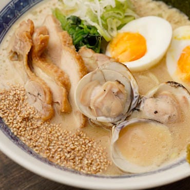 神田のテイクアウトできる居酒屋『焼きはまぐりSTAND』のラーメン