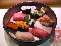宝来鮨 本店