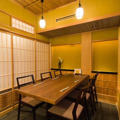 日本料理 百屋（旧：味勧屋）  店内の画像