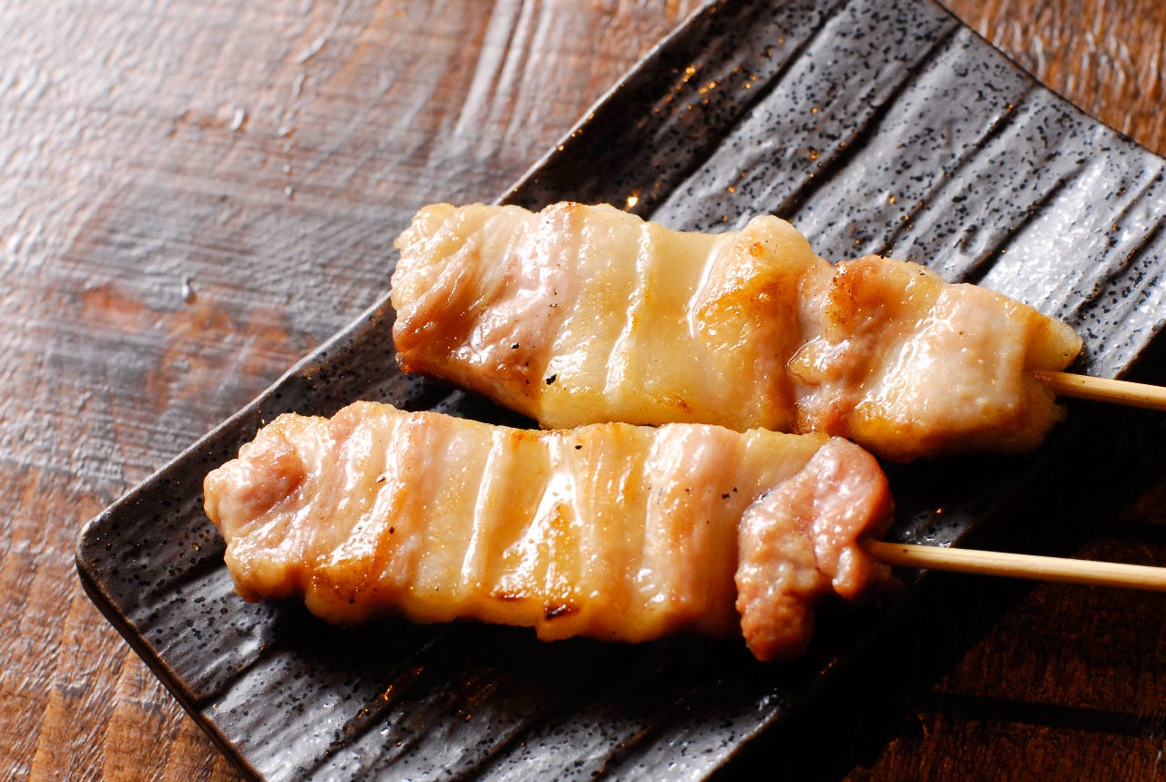 一本一本丁寧に焼き上げる焼き鳥