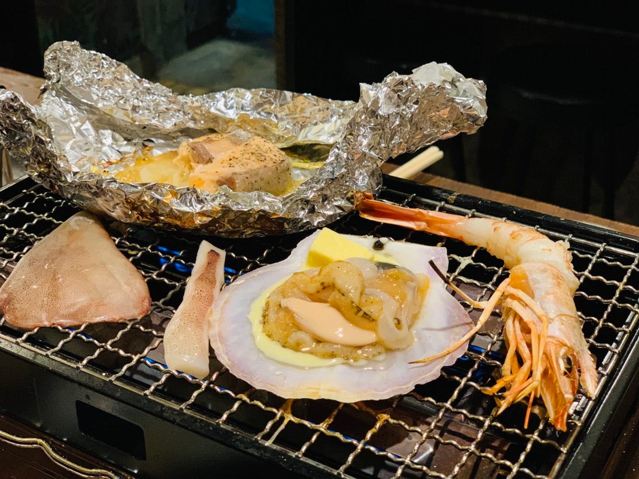 2h飲み放題付 新鮮お刺身や帆立のバター焼き味わえる 海鮮浜焼きコース 5000円の詳細 浜焼き海鮮 カラオケ居酒屋 海民 大阪 京橋 居酒屋 ぐるなび