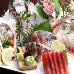 個室海鮮居酒屋 まっすぐ