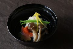 日本料理 風の音 