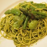 春野菜とバジリコペーストのジェノバ風スパゲッティ
