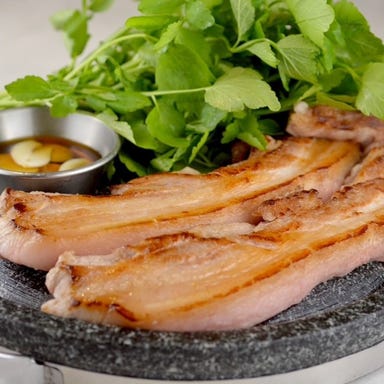 タッカンマリ&チーズダッカルビ専門店 ハルハンマリ_【コース料理】『三元豚ミナリサムギョプサルコース』