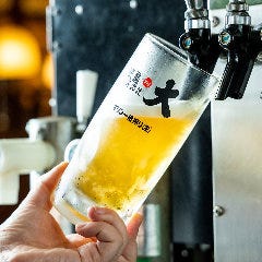 ジョッキ・サーバーの徹底洗浄により高品質なビールをご提供