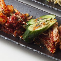 一頭買焼肉 玄 浅草本店_キムチ・ナムル