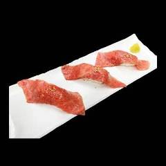 一頭買焼肉 玄 浅草本店_サーロイン握り(2貫)