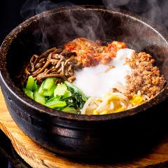 一頭買焼肉 玄 浅草本店_石焼きビビンバ