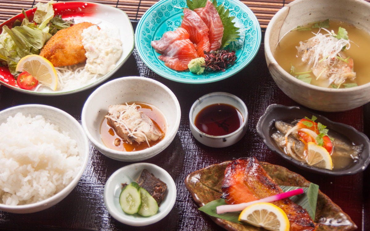 地魚・旬魚をとことん楽しむ本格定食