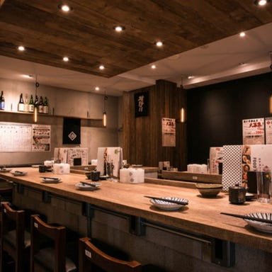 日本酒原価酒蔵 新宿東口店_カウンター席:ちょい飲みやデートにおすすめ!お一人様も大歓迎♪