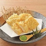 比叡生湯葉とモッツァレラチーズの天ぷら