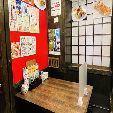 24時間 餃子酒場 駒込店  店内の画像