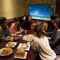 カラオケは勿論、ボドゲーや鑑賞会・推し会等にも最適なお部屋♪