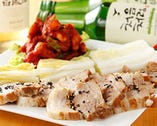 韓国の定番料理の数々…
まるで旅行に来た気分？！