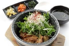 石焼牛カルビちゃーはん