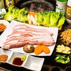 人気のサムギョプサルは2人前~お受けします◎