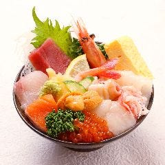 北海道の豪快海鮮丼 海鮮や よし丼 
