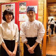 酔灯屋 天神店_入り口を入ると笑顔のスタッフがお待ちしています。