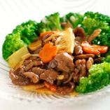 牛肉と野菜のオイスターソース
-Beef W/ Vegetable Sauce-