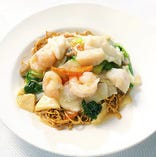 海鮮3品入り焼そば
-Fried Noodle W/ Mix Sea Food-